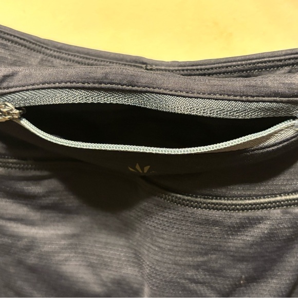 Athleta Girl skirt size Medium (8/10) - Picture 5 of 8